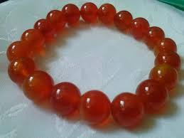 Loại đá quý hợp vận với người sinh ngày 4/11 là đá mã não và ngọc bích.