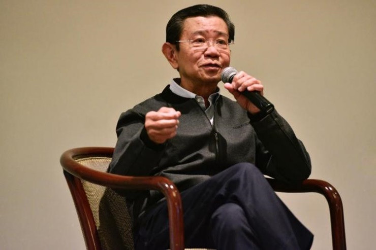 Ông Wong Kan Seng là doanh nhân người Singapore, từng là chính trị gia ở nước này.