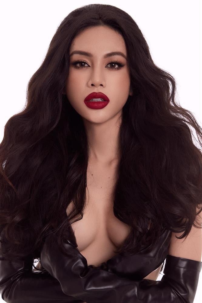 A hau chuyen gioi gay sot show anh coi sach-Hinh-4