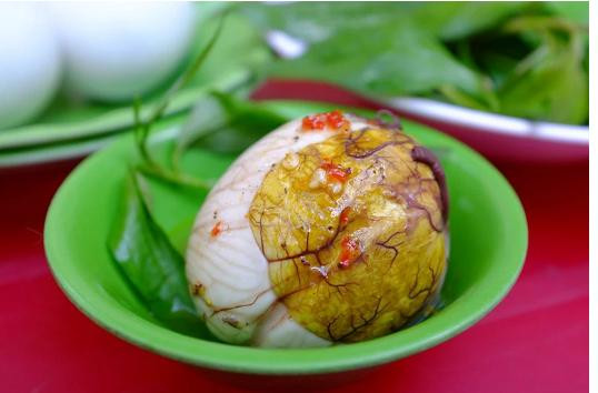 F0 o nha an 1 qua trung vit lon vao thoi diem 'bo tua nhan sam'-Hinh-3