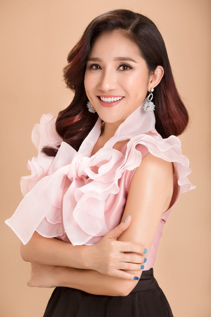 Diễn viên Cát Tường: “Ở tuổi U40, bố mẹ vẫn lo lắng cho tôi“ Dien vien Cat Tuong: “O tuoi U40, bo me van lo lang cho toi“