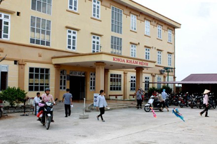 Ở Việt Nam, còn bao nhiêu bệnh viện như Bệnh viện Phúc Thọ Hà Nội này, khang trang, to đẹp nhưng lại không đủ BS.