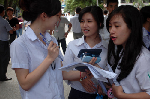 Thí sinh tự tin làm bài tốt tại kỳ thi ĐH 2013.