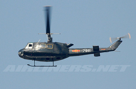 Hiện Việt Nam còn duy trì trong trang bị một số lượng không nhỏ các loại vũ khí do Mỹ sản xuất, thu giữ được sau 1975.