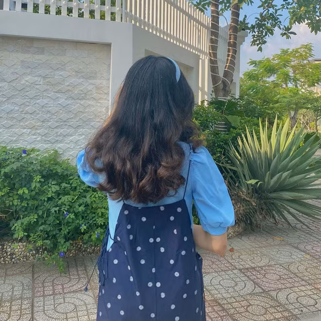 Con ut nha MC Quyen Linh tung anh nam moi cuc xinh-Hinh-8