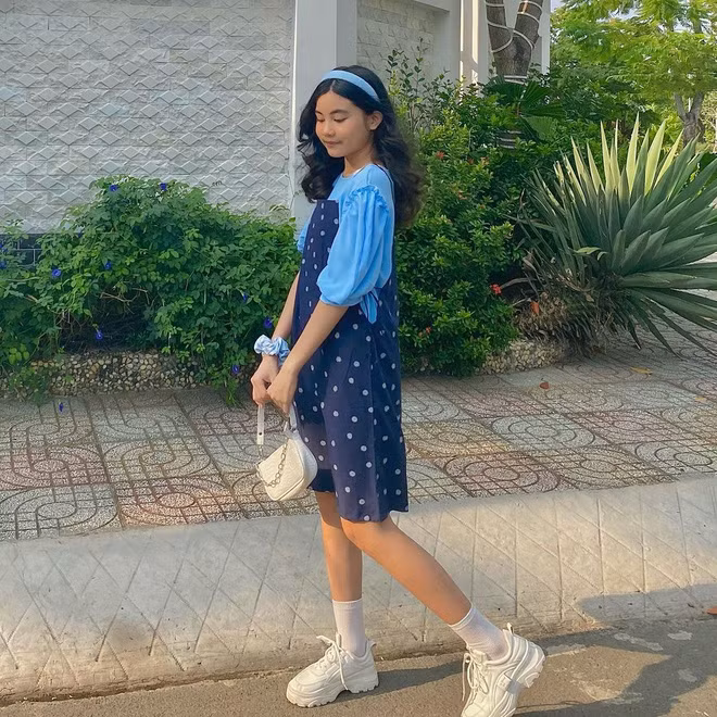 Con ut nha MC Quyen Linh tung anh nam moi cuc xinh-Hinh-4