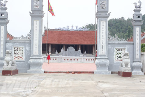 Đền thờ Trần Khánh Dư.