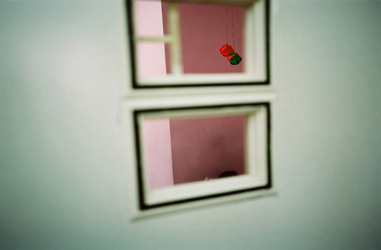 Một số nữ tù nhân chia sẻ họ bị quản ngục lạm dụng thể chất.