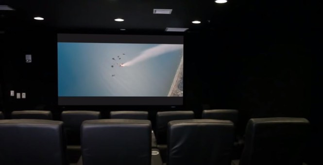 Cung kham pha ham tranh bom cua gioi sieu giau My-Hinh-2