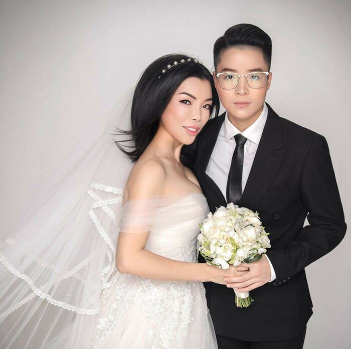 Cặp đôi công khai đăng ký kết hôn tại Mỹ năm 2017 và chính thức tổ chức lễ cưới. 