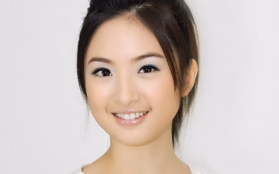 Guong mat phu nu co 4 diem nay la nguoi phuc hau