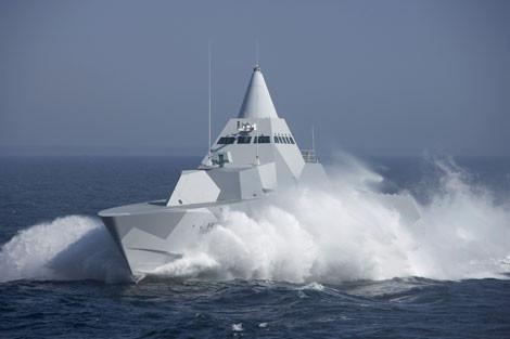 Tàu hộ tống tàng hình bậc nhất thế giới Visby.