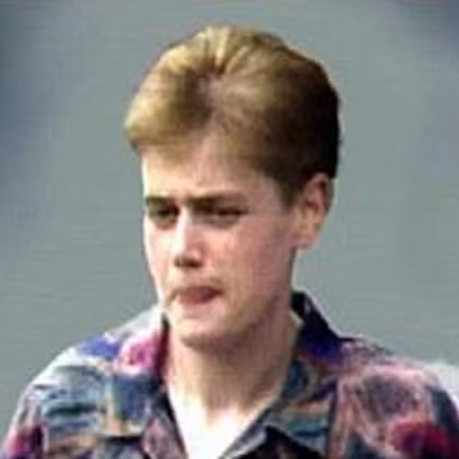 7. Nữ y tá Beverly Allitt (sinh năm 1968 ) của Anh nổi tiếng thế giới với biệt hiệu “Thần chết” do đã tiêm insulin và kali – các chất làm ngừng hoạt động của tim – vào 9 trẻ em, khiến 4 em chết và 5 em bị tổn thương trầm trọng. Dù bị tuyên 13 án tử hình, rốt cục nữ y tá này lại được đưa vào bệnh viện tâm thần do những biểu hiện của chứng rối loạn thần kinh.