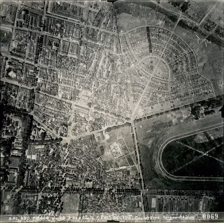 Trường đua Phú Thọ nằm phía dưới "Kiến Ốc Cục".