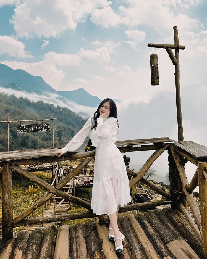 Style 'tieu thu' cua vo Thanh Chung: Vua nhe nhang vua sang trong-Hinh-2