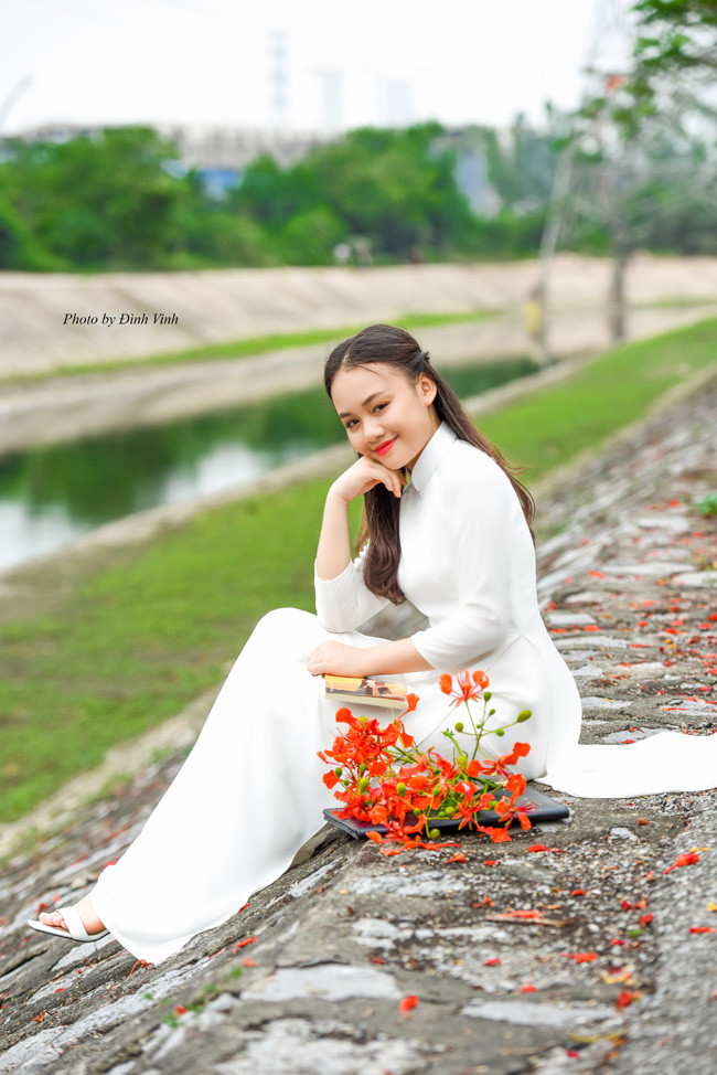 Bong “Hoa hong tren nguc trai” thuot tha ben hoa phuong do-Hinh-8