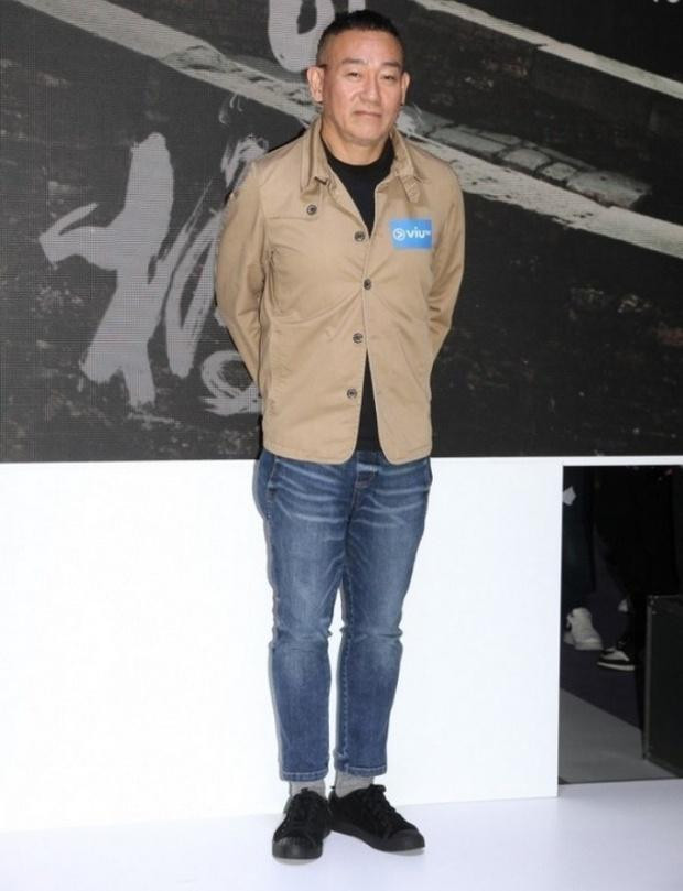 Tai tu hang A o Hong Kong song chat vat luc ve gia-Hinh-6