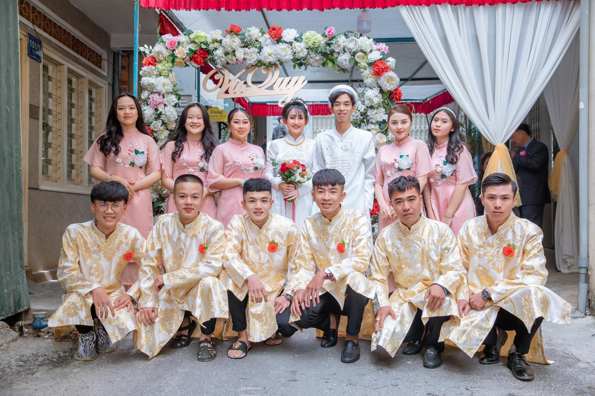 Co gai be trap nhay hiphop trong dam cuoi-Hinh-3