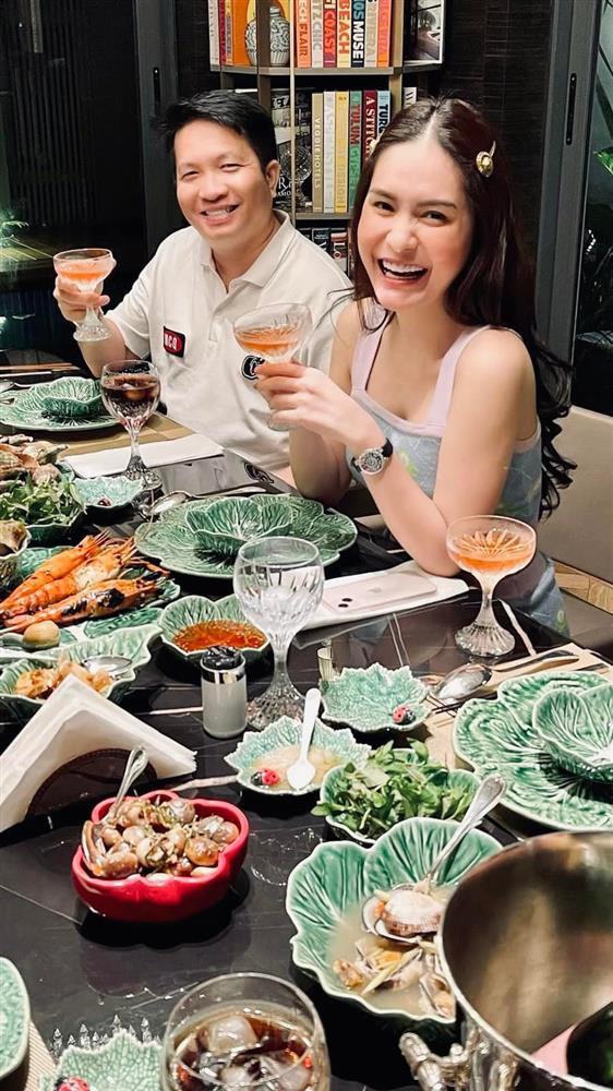 Chuyen giuong chieu nhu tau hai cua vo chong Doan Di Bang-Hinh-8