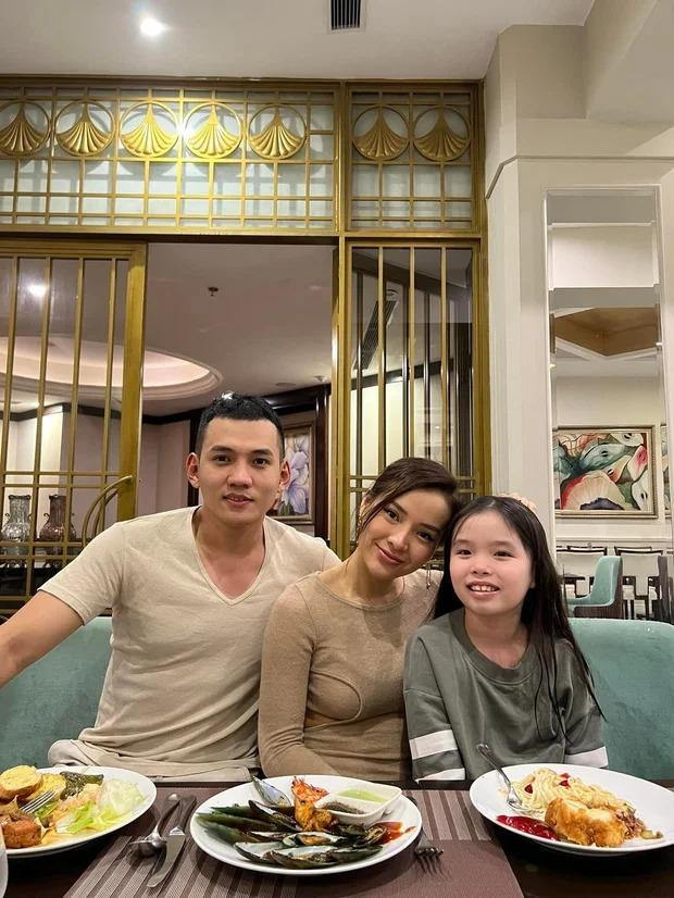 Phương Trinh Jolie xúc động khi nhận tin nhắn của con gái 9 tuổi - Hình 4 Phuong Trinh Jolie xuc dong khi nhan tin nhan cua con gai 9 tuoi-Hinh-4