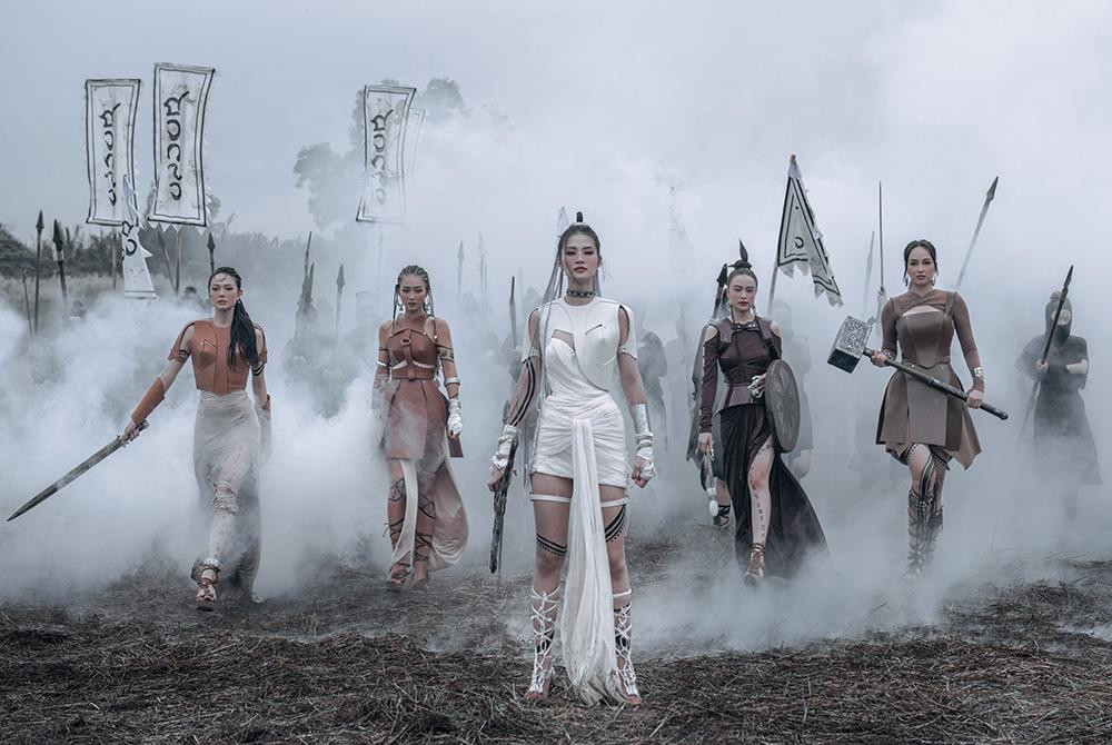 Dong Nhi bi fan cung de doa 'quay xe' thanh anti?