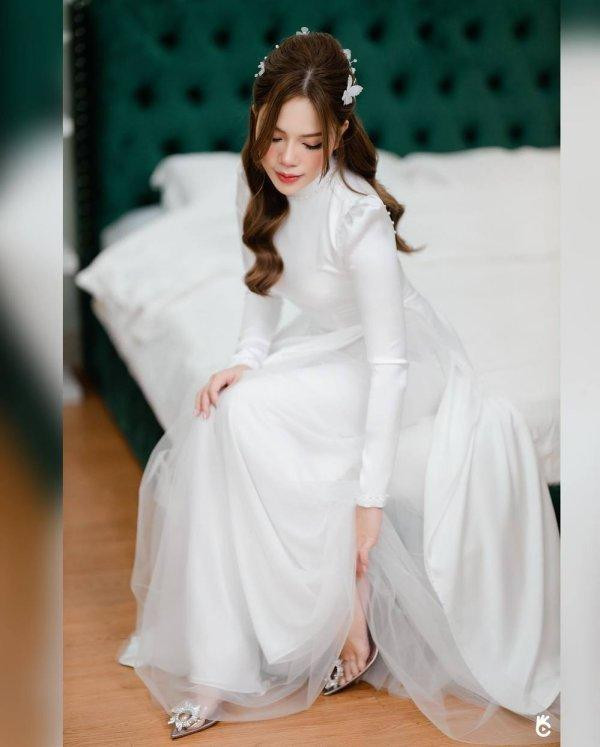 Ba xa Mac Van Khoa va dan co dau Vbiz chuong ao dai trang-Hinh-7