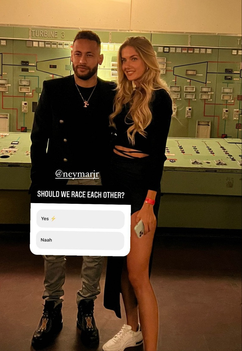 Neymar dep doi xuat hien cung nu VDV quyen ru nhat the gioi-Hinh-4