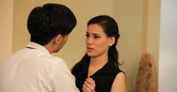 Chong “dong lo nuoc mam dem cu dua hanh”, vo tra loi bat ngo