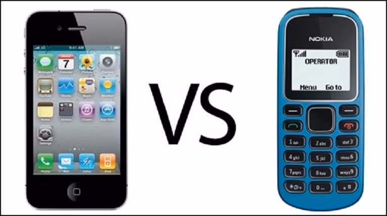 7. Nokia 1280 Nokia 1280 "nồi đồng cối đá" vẫn được yêu thích ngang ngửa điện thoại thông minh, bởi bản chất "trâu bò" máy chịu được va đập mạnh, pin khỏe không kém các chị em 110i hay 110.