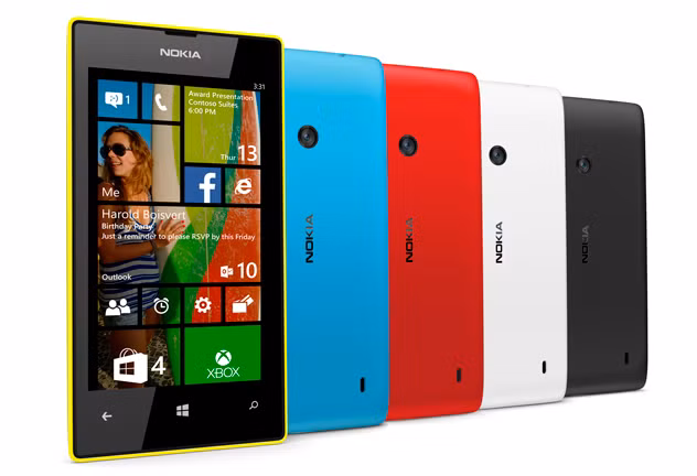  4. Nokia Lumia 520 Lumia Nokia 520 không phải dòng máy mới nhưng dùng khá tốt. Với phong cách thể thao, màn hình 4-inch, chạy trên hệ điều hành Windows Phone 8.1 Updates, 520 có thể là sản phẩm bạn quan tâm (2,3 triệu).