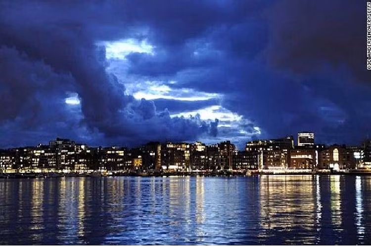 2.Nauy: Với GDP đầu người hơn 100.000 USD, chính xác là 100.819 USD