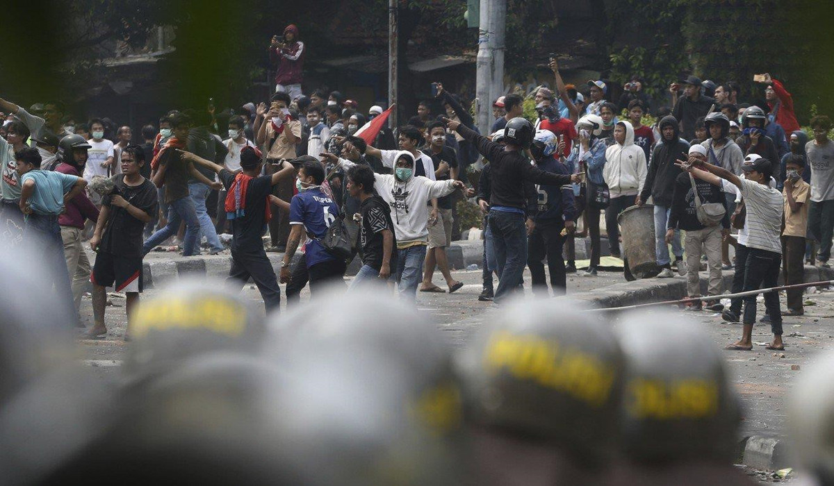 Nguoi Hoa o Jakarta so hai vi MHX loan tin ve 