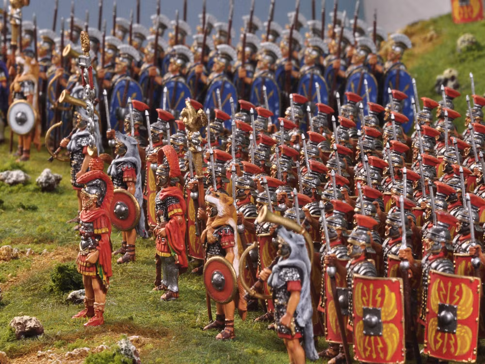 Là người họ hàng của Hoàng đế La Mã Augustus, Varus nắm chức vụ thống đốc quân sự vùng đất Syria trước khi được điều chuyển sang làm nhiệm vụ trấn áp một cuộc nổi loạn ở Đức.