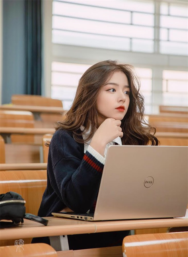 Ngan ngo vi nhan sac cuc pham cua nu sinh trong hoi “Hotgirl quan su”-Hinh-2