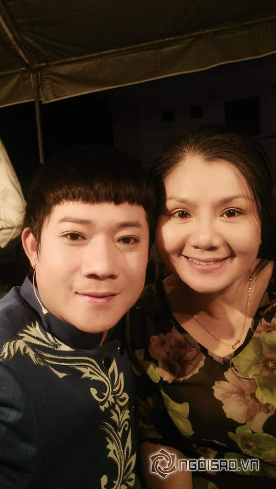 Soi mat moc cua cac ngoi sao cai luong lung danh Viet Nam-Hinh-6