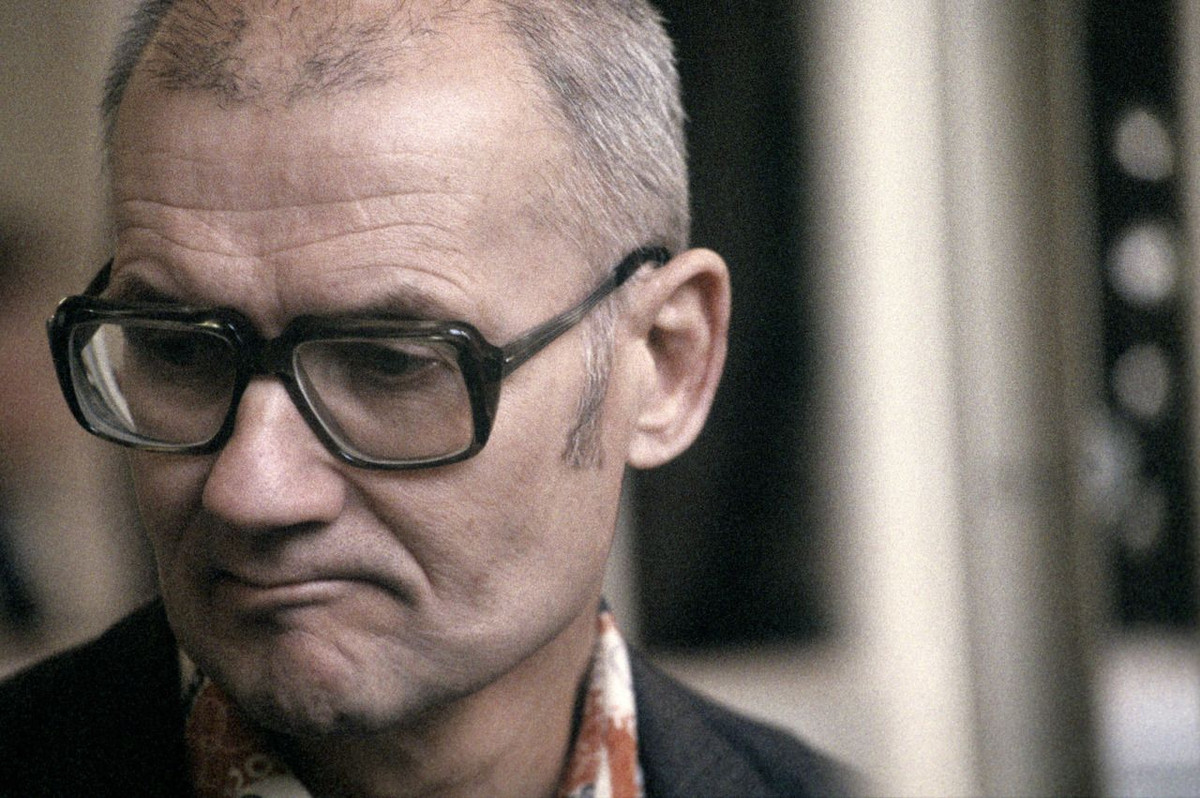 Phiên tòa kết thúc với việc Chikatilo lĩnh 53 án tử hình, tương ứng với 53 nạn nhân mà hắn sát hại. Bản án đã cho kẻ giết người hàng loạt được thực thi vào ngày 14/2/1994.