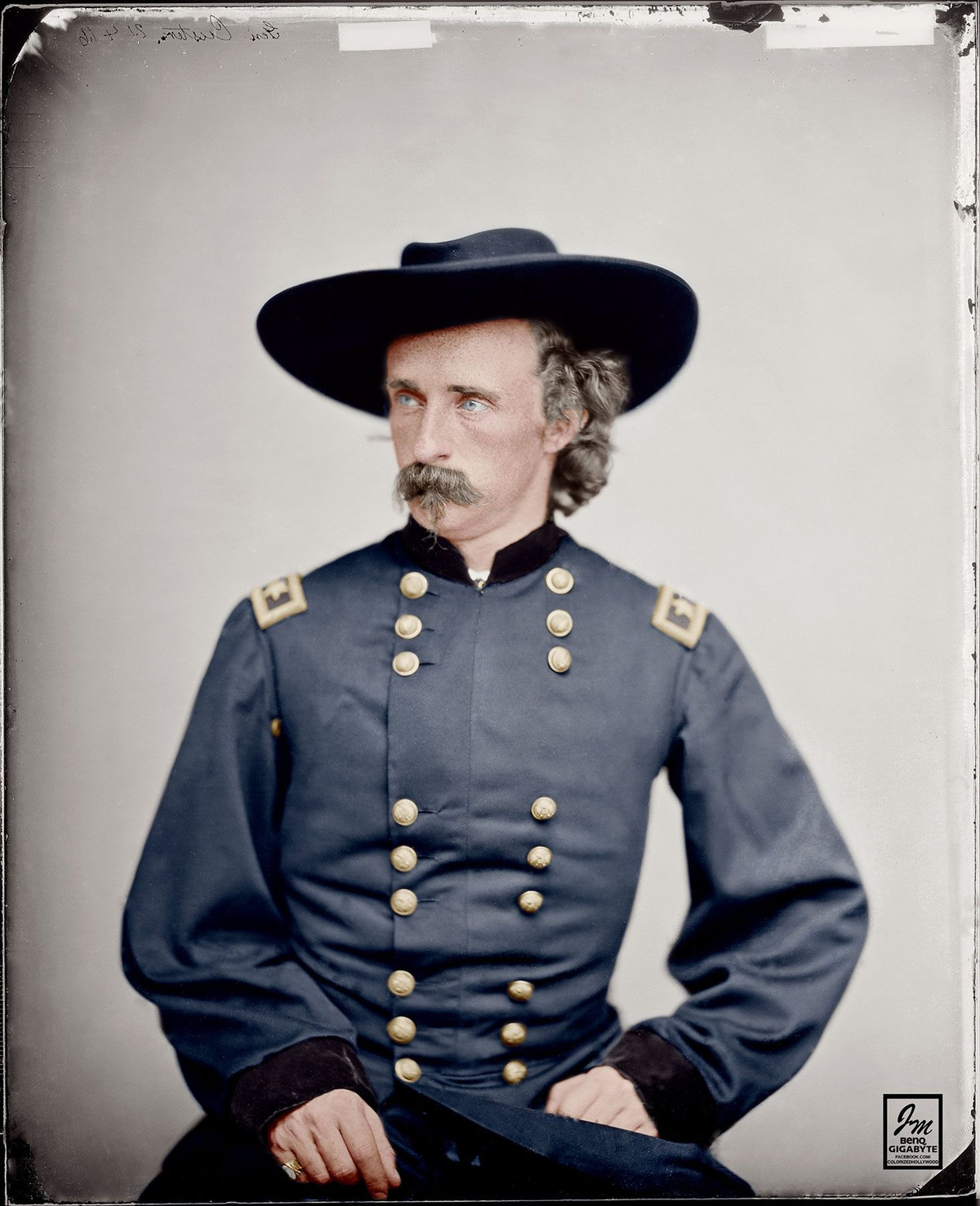 George Armstrong Custer (1839-1876) là viên tướng được nhắc tới nhiều trong lịch sử nước Mỹ, không phải nhớ các chiến công lẫy lừng mà là sai lầm tai hại.