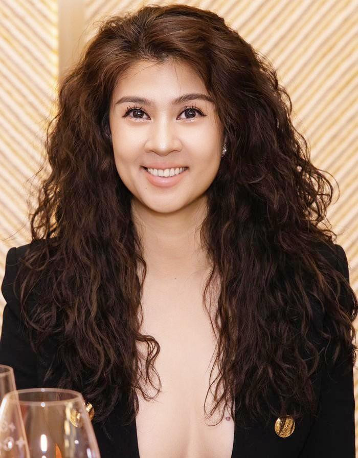 Nhan sac tre trung, xinh dep tuoi U50 cua ba hoang phong ve Kim Thu-Hinh-3