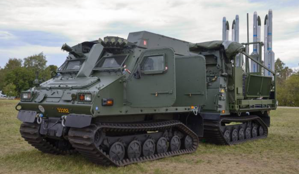  Để làm sáng tỏ những lý do đằng sau việc tích hợp hệ thống dẫn đường bằng laser vào tổ hợp phòng không IRIS-T SLM vẫn được xem là một vấn đề tương đối khó hiểu.