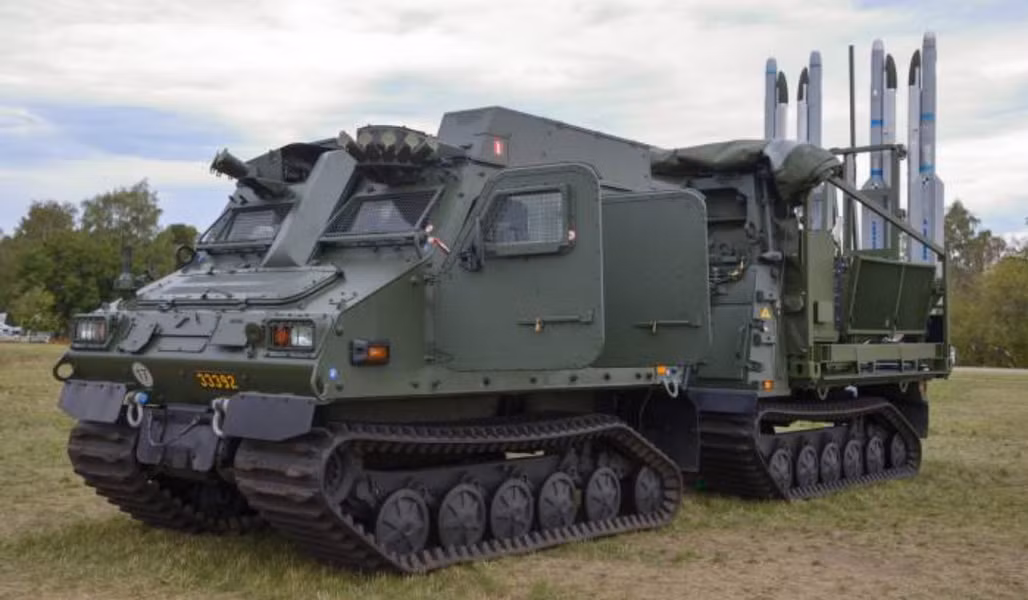  Để làm sáng tỏ những lý do đằng sau việc tích hợp hệ thống dẫn đường bằng laser vào tổ hợp phòng không IRIS-T SLM vẫn được xem là một vấn đề tương đối khó hiểu.