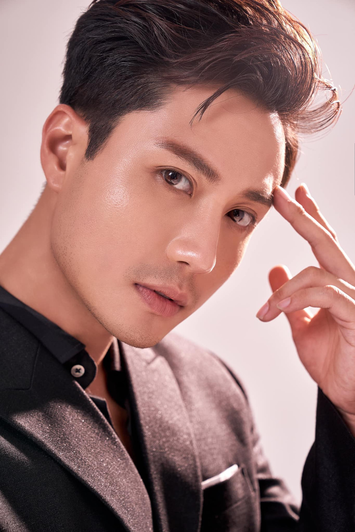 Do khoc do cuoi chuyen dien vien Viet 'chet vai'-Hinh-2