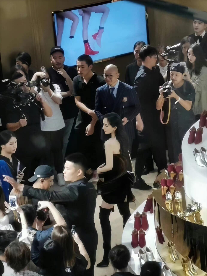 So ke khi chat minh tinh cua dan sao Hoa ngu-Hinh-6