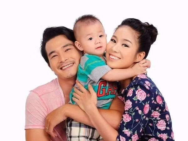 Cuoc song cua Quach Ngoc Ngoan sau ly hon nu dai gia hon 9 tuoi