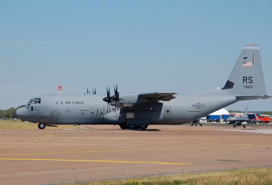  Bộ Quốc phòng Australia dự kiến chi nhiều tỷ USD để mua máy bay vận tải C-130J Super Hercules, thông tin này được ấn phẩm Scarmble đưa ra vào ngày 25/7/2023.