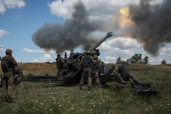 Ukraine to Nga phao kich Vung Kherson 42 lan khien 11 nguoi thuong vong