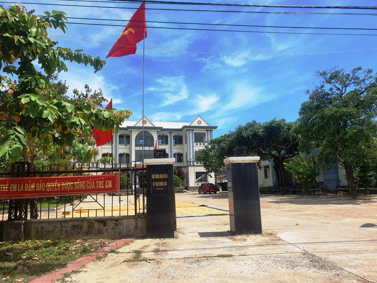 Cong ty la huy dong 1.500 ti dong trai phieu co hanh tung bi an