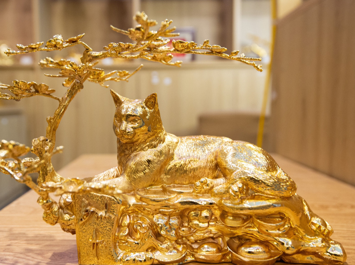 Gia vang hom nay 27/1: Tang vot len 68,5 trieu dong/luong