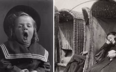 Lần đầu tiên khí mù tạt được sử dụng là vào tháng 7/1917 ở Ypres, Bỉ. Những người lính báo cáo nhìn thấy có “đám mây lung linh” bao quanh chân mình. Vì có đeo mặt nạ phòng độc, nên không ai quan tâm “đám mây” này. Nào ngờ, khí mù tạt không chỉ bị hấp thụ qua đường hô hấp, mà còn qua da. Nó khiến da tấy đỏ, rộp lên thành mụn nước, gây đau nhức khủng khiếp.