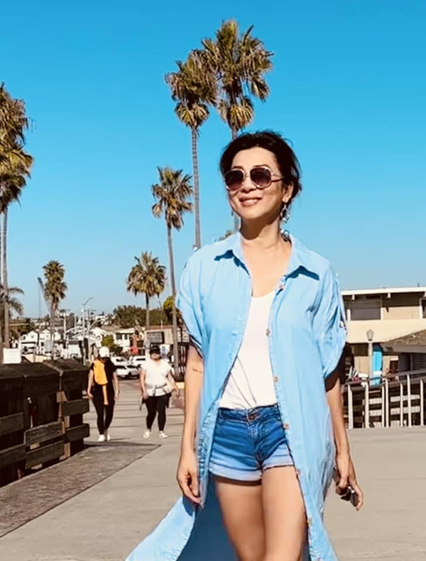 Sau hơn gian yêu đương cùng nam doanh nhân, nữ MC xinh đẹp quyết định dừng lại mối quan hệ. Hiện tại, dù trải qua rất nhiều trắc trở trong chuyện riêng tư nhưng với cá tính độc lập, mạnh mẽ, MC Nguyễn Cao Kỳ Duyên vẫn giữ vững tinh thần và luôn xinh đẹp, tươi trẻ.