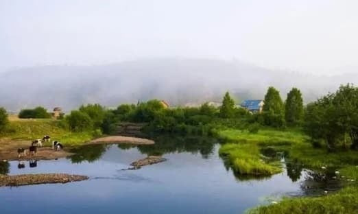 Vì vậy, câu nói này không chỉ là một lời khuyên về việc đầu tư thông minh mà còn là một cảnh báo về việc cân nhắc kỹ lưỡng trước các yếu tố tự nhiên.